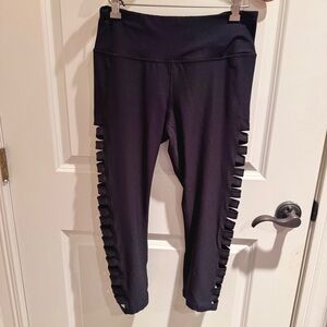 90 Degree By Reflex Brown Capri Workout Leggings